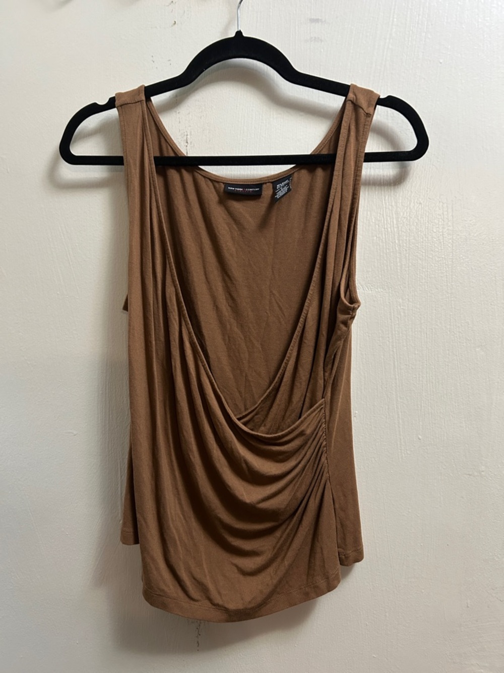 New York & Company Draped Brown Sleeveless Women’s Top Size L